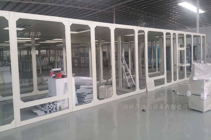 大型裝配式潔凈棚組裝現(xiàn)場實(shí)拍圖 大型裝配式潔凈棚組裝現(xiàn)場實(shí)拍圖